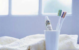 Don’t Toss That Old Toothbrush or Towel Just Yet: Here’s How to Reuse Them Like a Pro